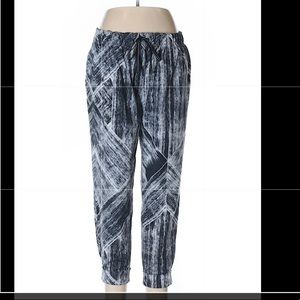 Lululemon jogging pants